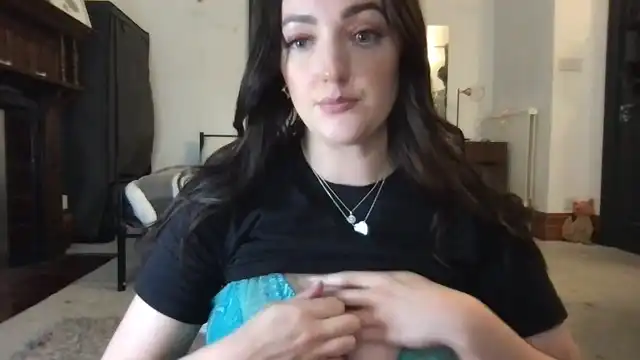 Laceyjames24 – Myfreecams Record Video – 2025-02-19 23:13:36