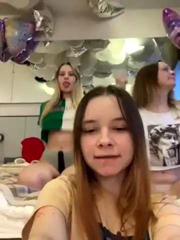 Radiants_two – Stripchat Record Video – 2026-06-27 20:16:36