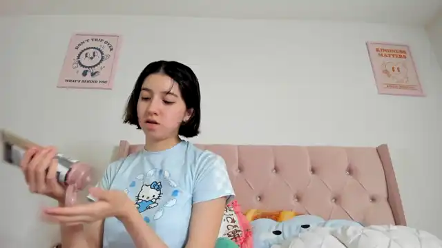 Cherrycute666 – Myfreecams Record Video – 2025-11-13 08:30:34