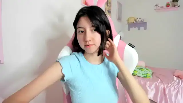 Cherrycute666 – Myfreecams Record Video – 2025-04-25 21:10:39