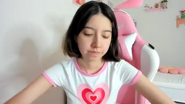 Cherrycute666 – Myfreecams Record Video – 2025-08-21 19:57:20