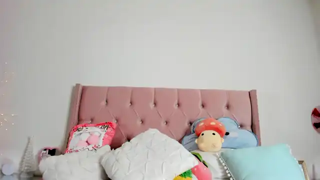 Cherrycute666 – Myfreecams Record Video – 2025-04-27 03:59:22