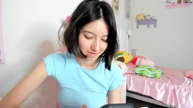 Cherrycute666 – Myfreecams Record Video – 2025-01-12 08:51:13