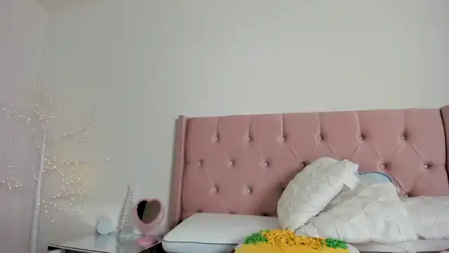 Cherrycute666 – Myfreecams Record Video – 2025-06-10 09:40:08