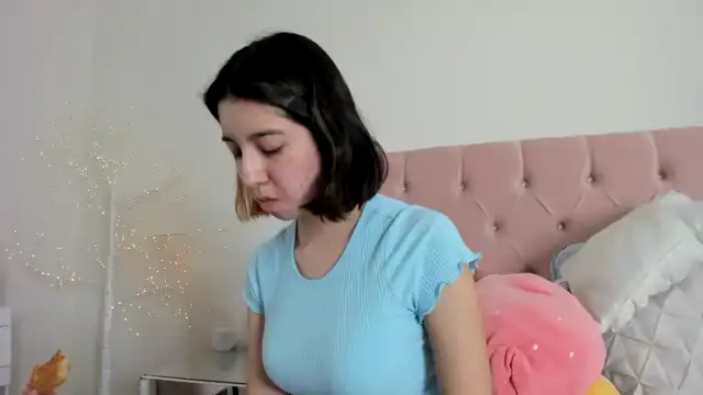 Cherrycute666 – Myfreecams Record Video – 2025-08-25 02:36:59