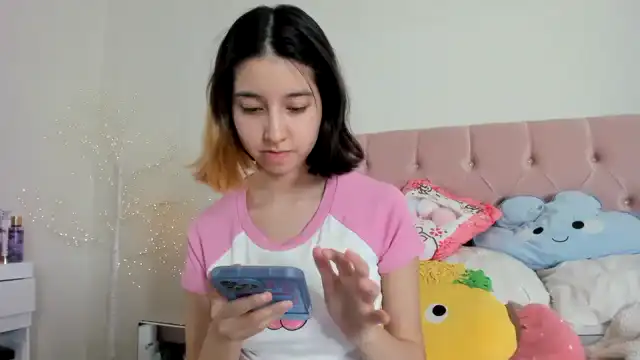 Cherrycute666 – Myfreecams Record Video – 2025-05-19 10:10:03