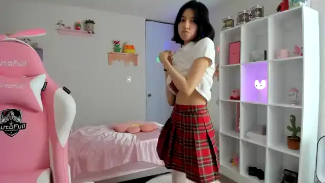 Cherrycute666 – Myfreecams Record Video – 2025-04-20 09:39:15