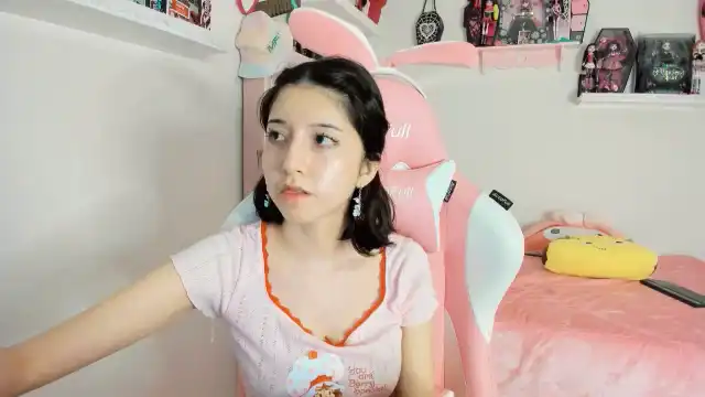 Cherrycute666 – Myfreecams Record Video – 2025-06-13 19:37:43