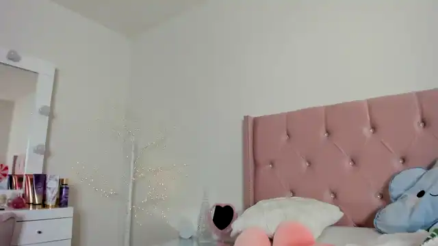 Cherrycute666 – Myfreecams Record Video – 2025-01-19 20:41:17