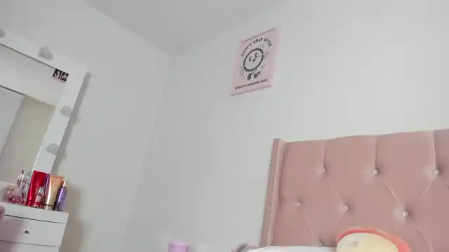 Cherrycute666 – Myfreecams Record Video – 2025-04-11 03:47:19