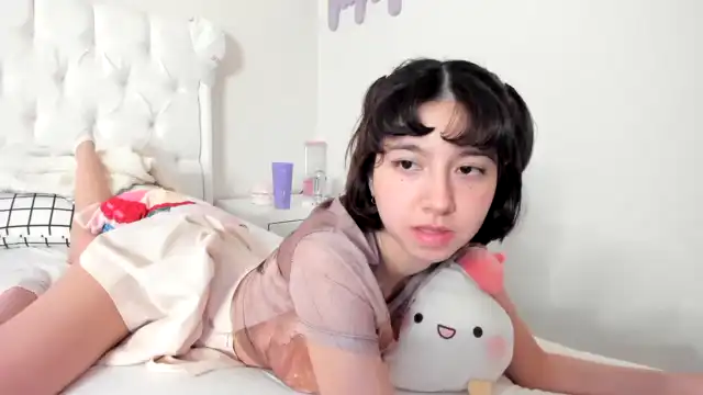 Cherrycute666 – Myfreecams Record Video – 2025-04-17 11:20:35