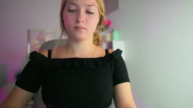 Mia_melano_ – Myfreecams Record Video – 2025-02-18 17:19:55