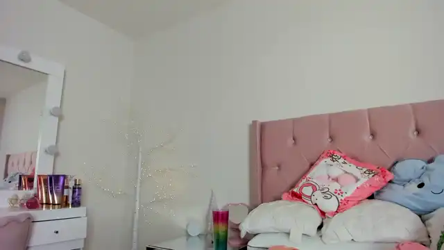 Cherrycute666 – Myfreecams Record Video – 2025-09-04 23:27:58