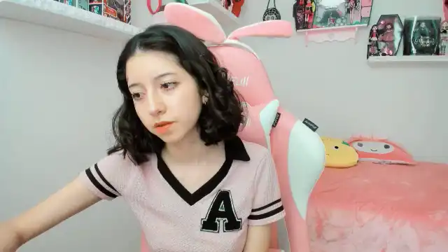 Cherrycute666 – Myfreecams Record Video – 2025-04-22 16:43:23