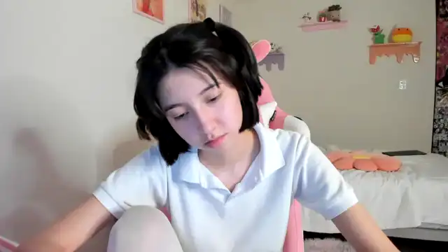 Cherrycute666 – Myfreecams Record Video – 2025-01-08 22:21:39