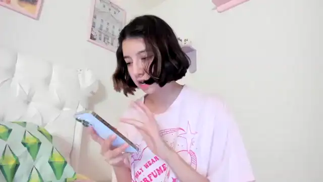 Cherrycute666 – Myfreecams Record Video – 2025-12-01 06:17:21