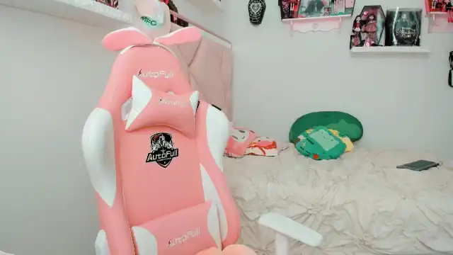 Cherrycute666 – Myfreecams Record Video – 2025-08-25 17:59:10