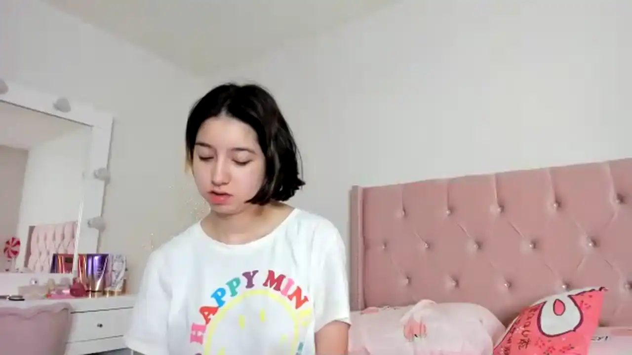 Cherrycute666 – Myfreecams Record Video – 2026-04-11 23:34:35