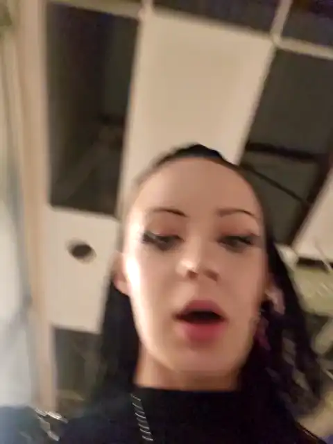 Evilyn – Stripchat Record Video – 2025-04-13 06:43:31