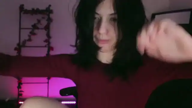 Roomtoavoid – Myfreecams Record Video – 2025-01-22 21:55:46