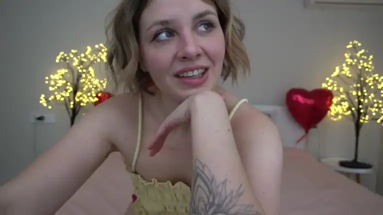 Wealthymuse – Streamate Record Video – 2025-11-18 21:00:43